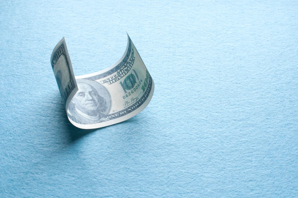 A picture of a $100.