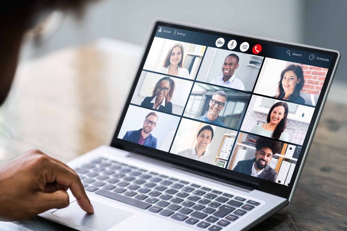 A picture of an online meeting.