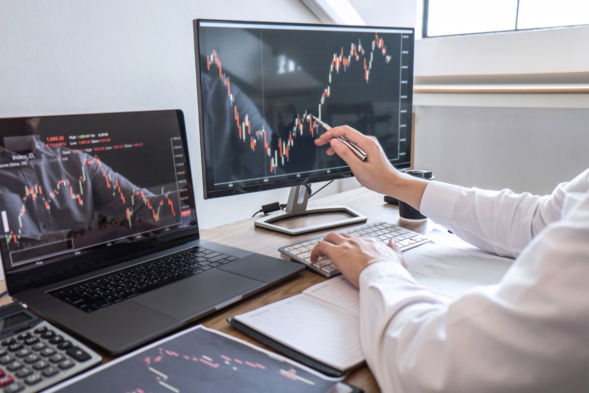 A picture of stocks analyzation.