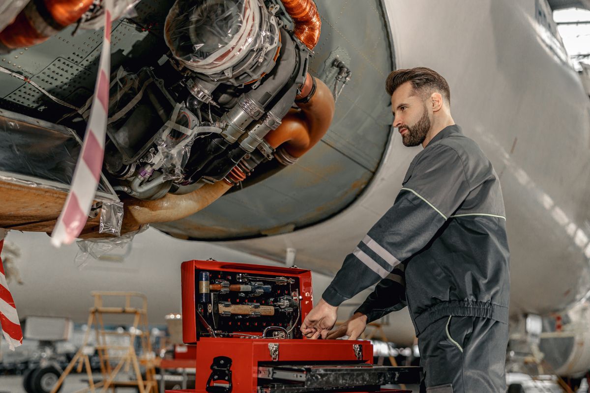 A picture of an aircraft mechanic.