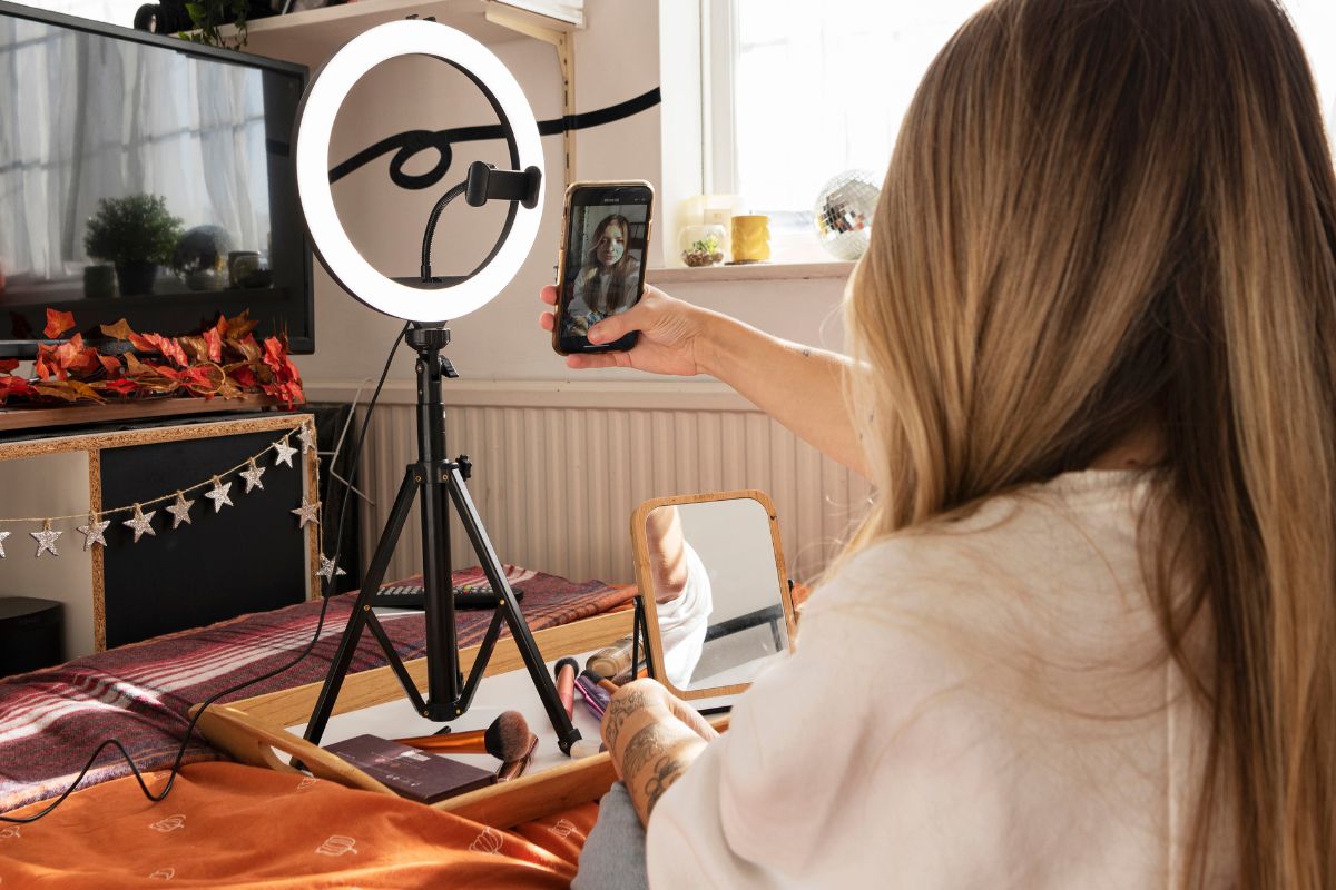 A lady trying to look glamorous for social media.