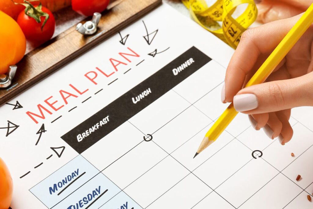 Featured image for Meal planning hacks to save money on food fast.