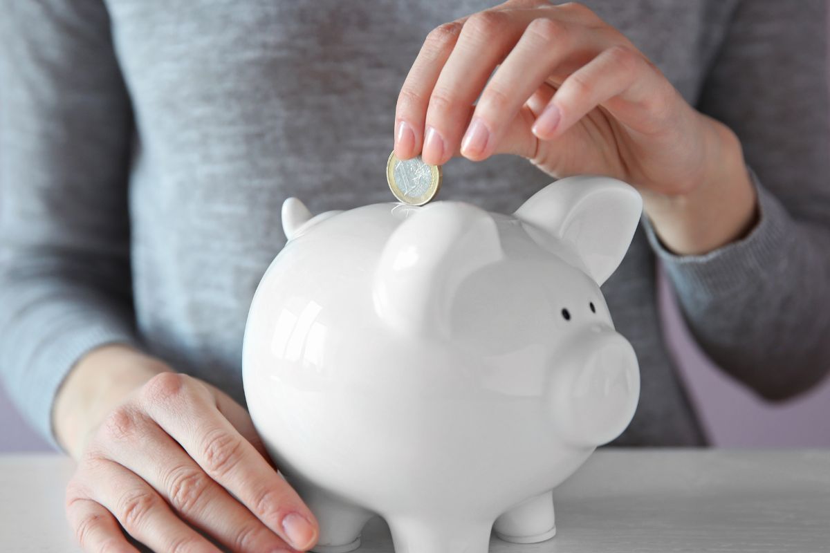 A picture of someone saving up. 