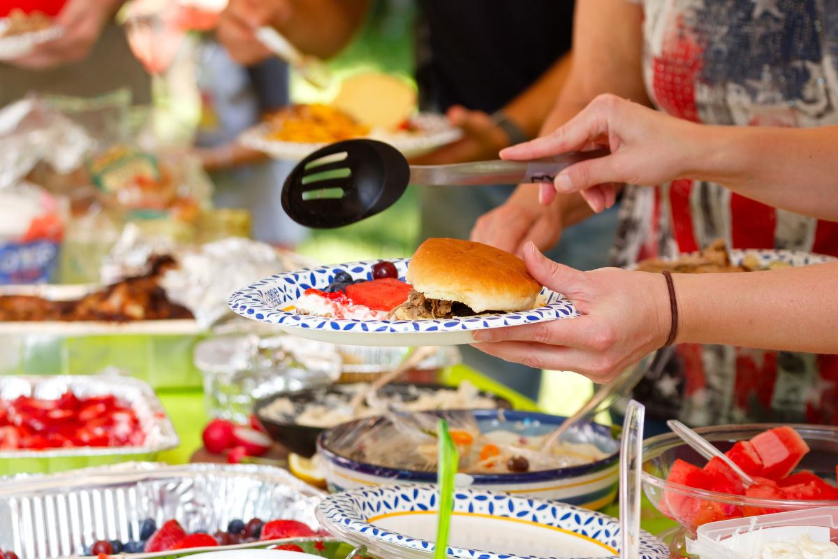 A picture of a potluck. 