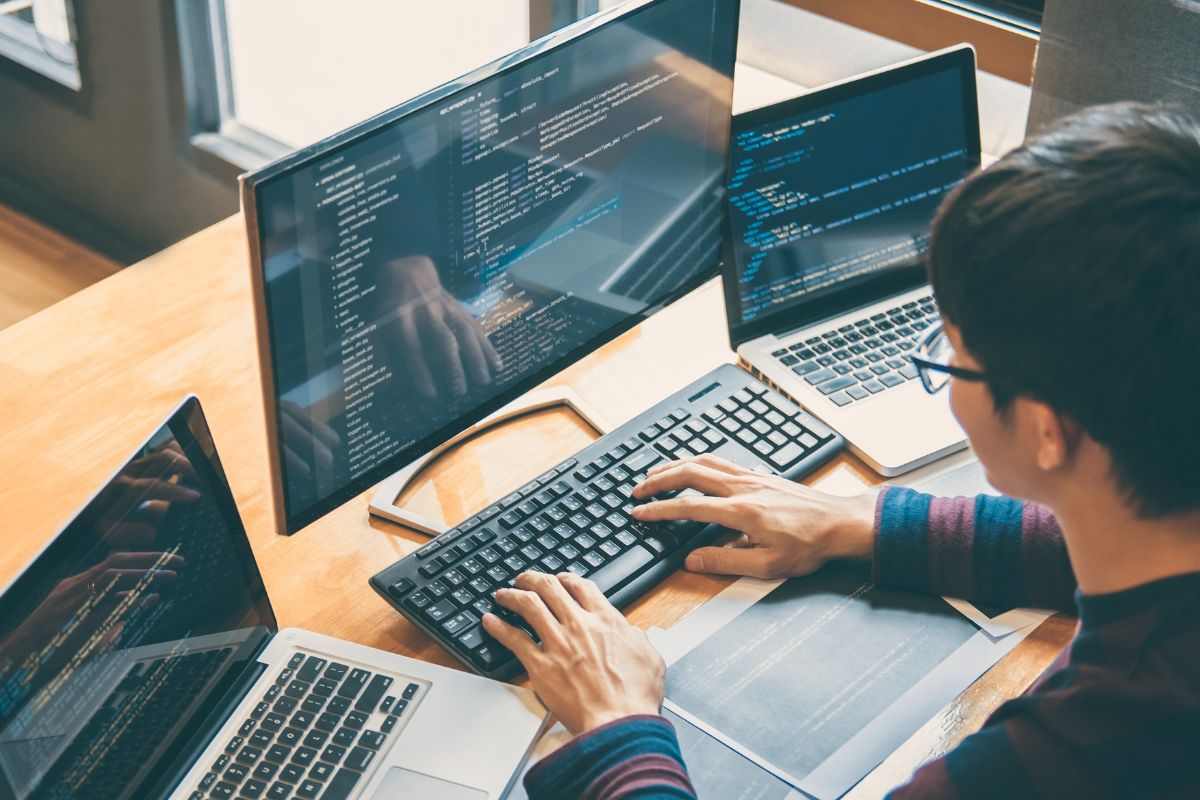 A picture of someone coding. 