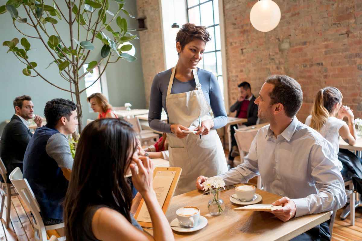 A picture of a waitress.