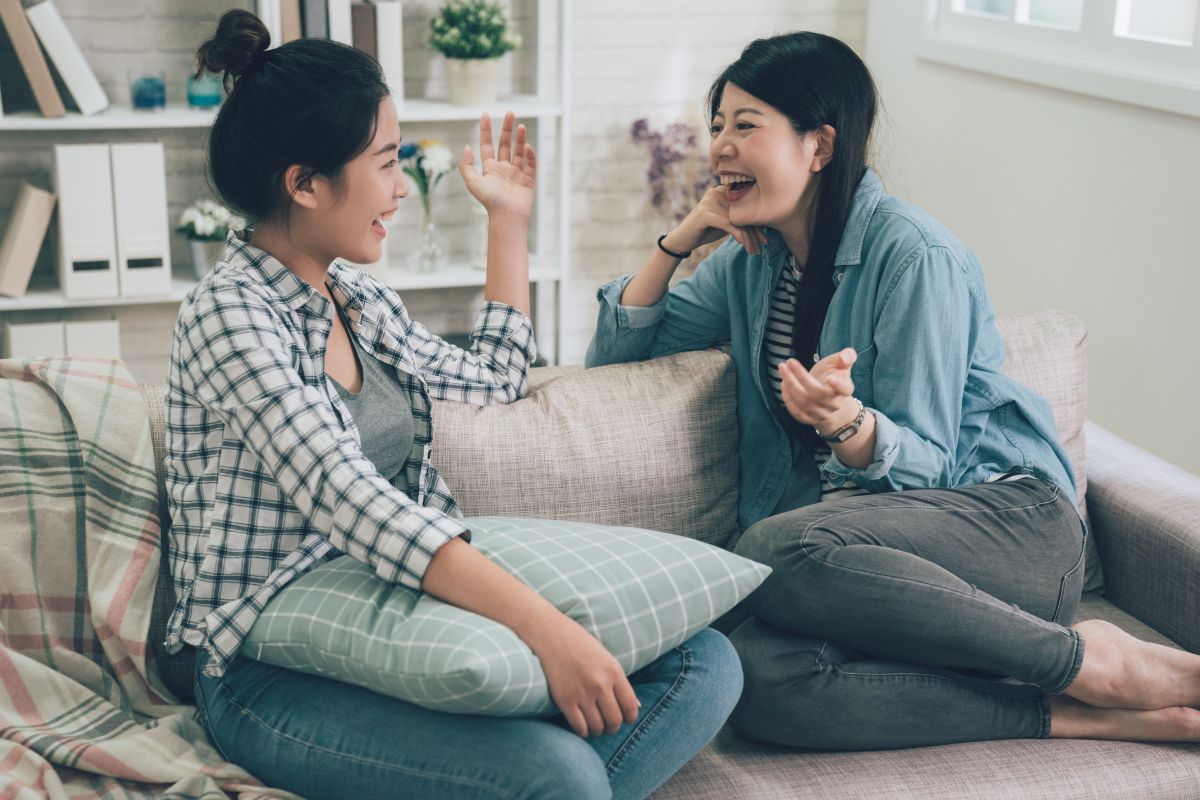 A picture of friends talking.