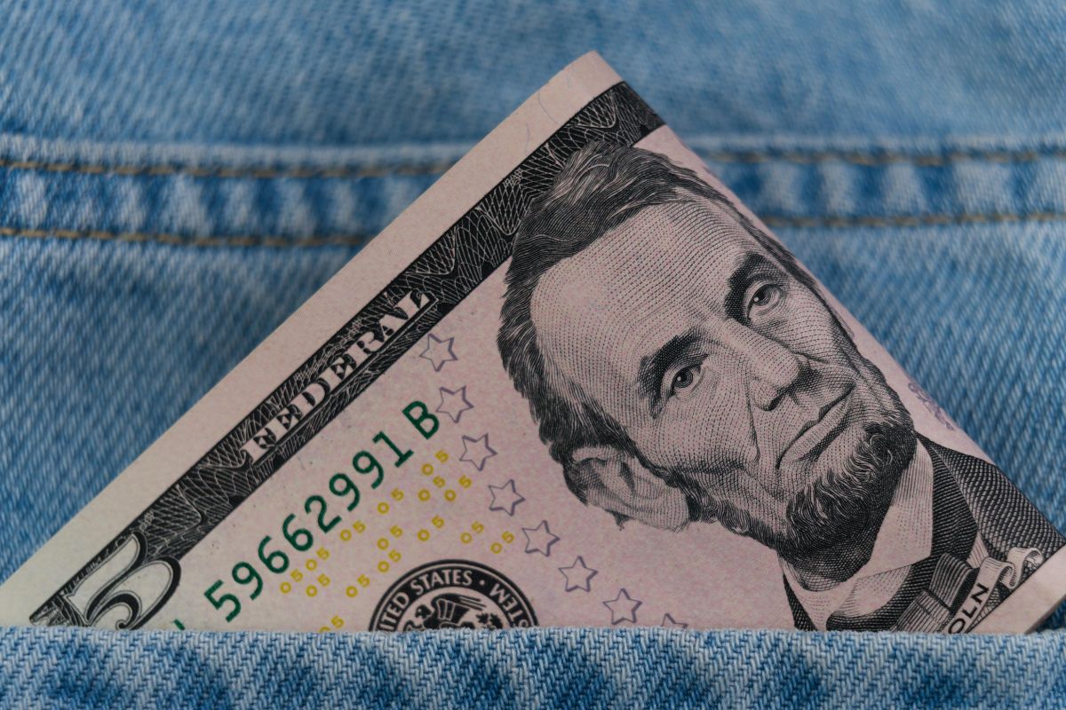 A picture of a $5.