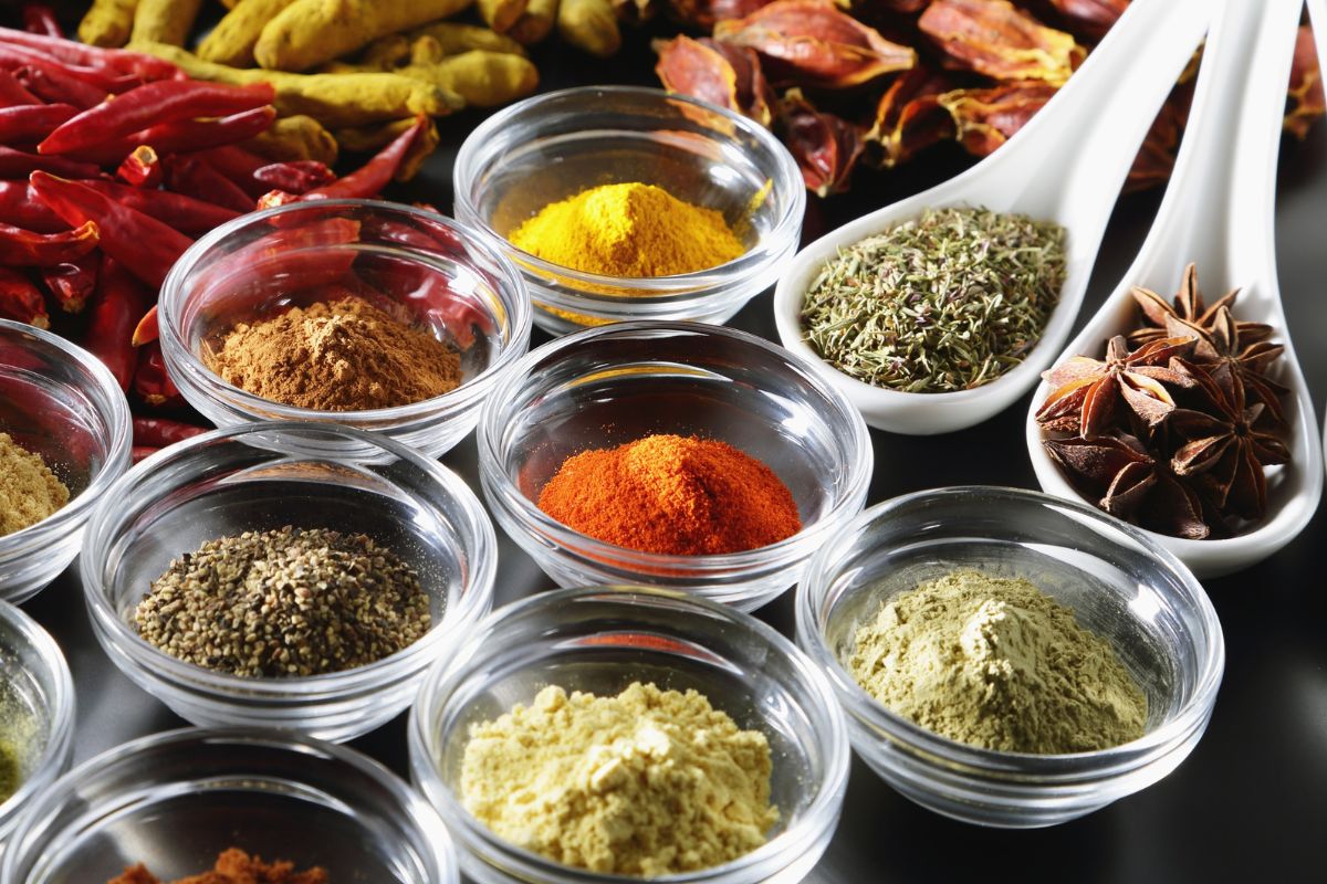A picture of spices. 