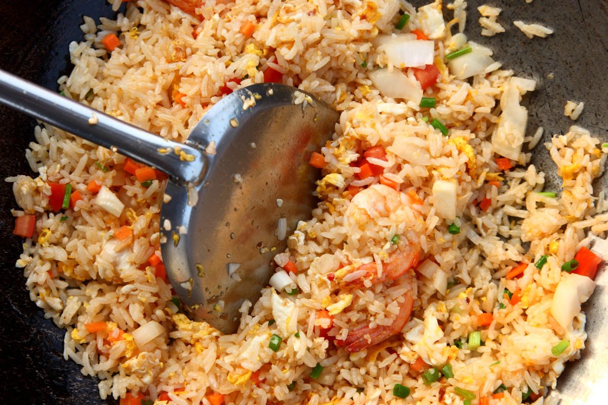 A picture of fried rice. 