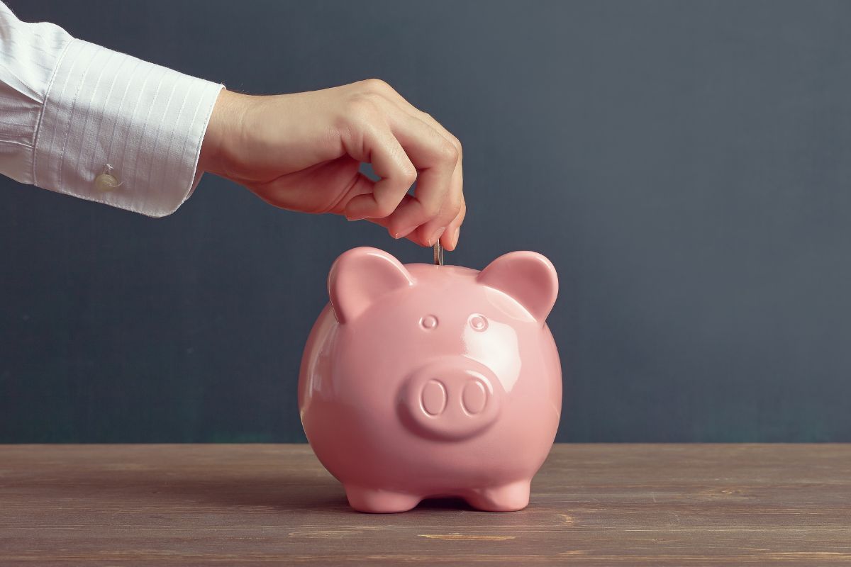 A picture of someone saving up. 