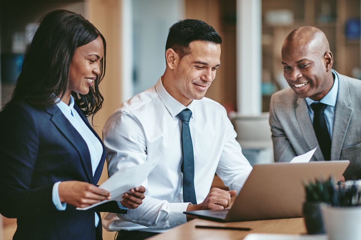 A picture of people smiling.