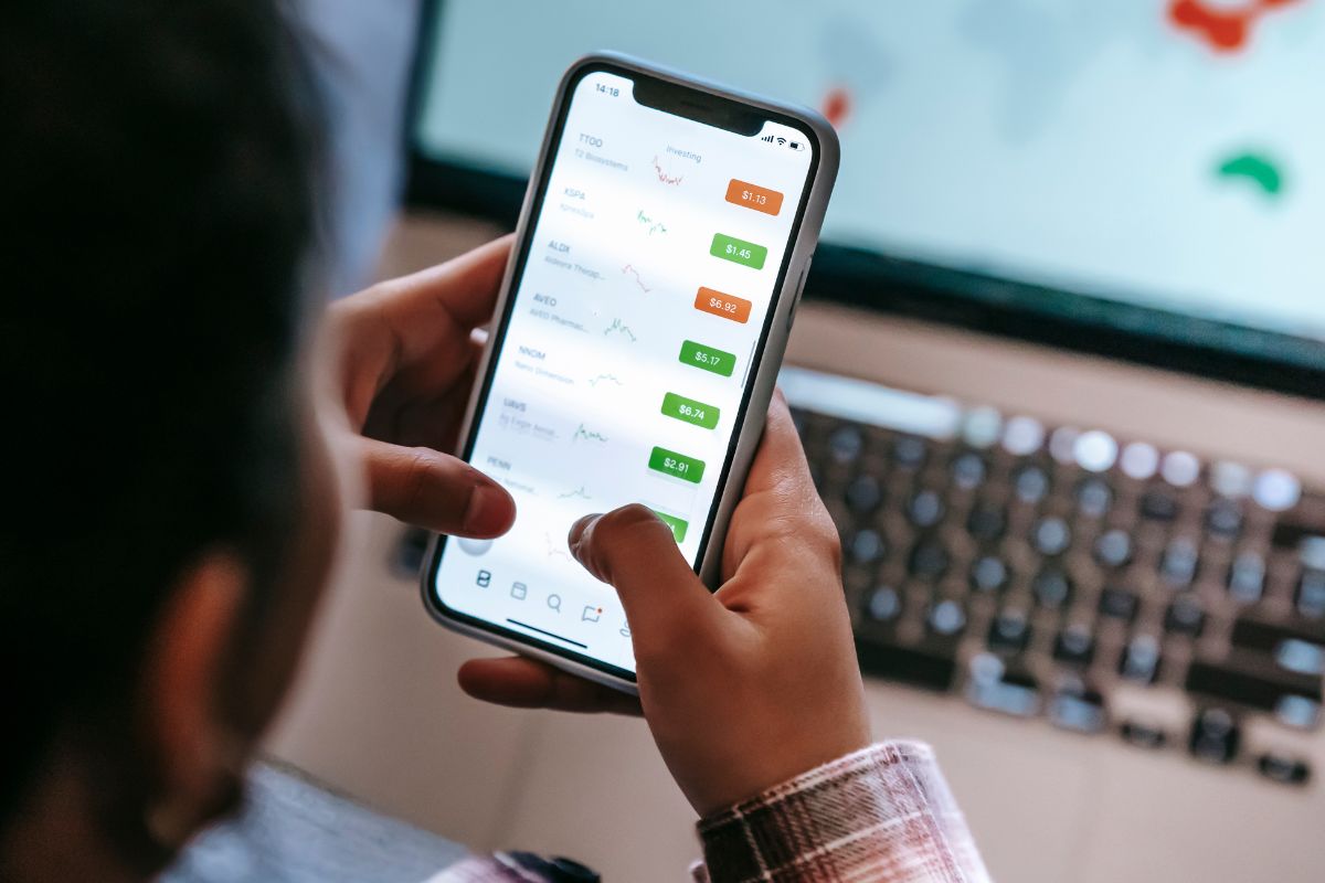 A picture of a trader.