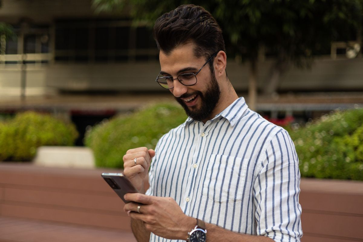 A picture of someone smiling. 