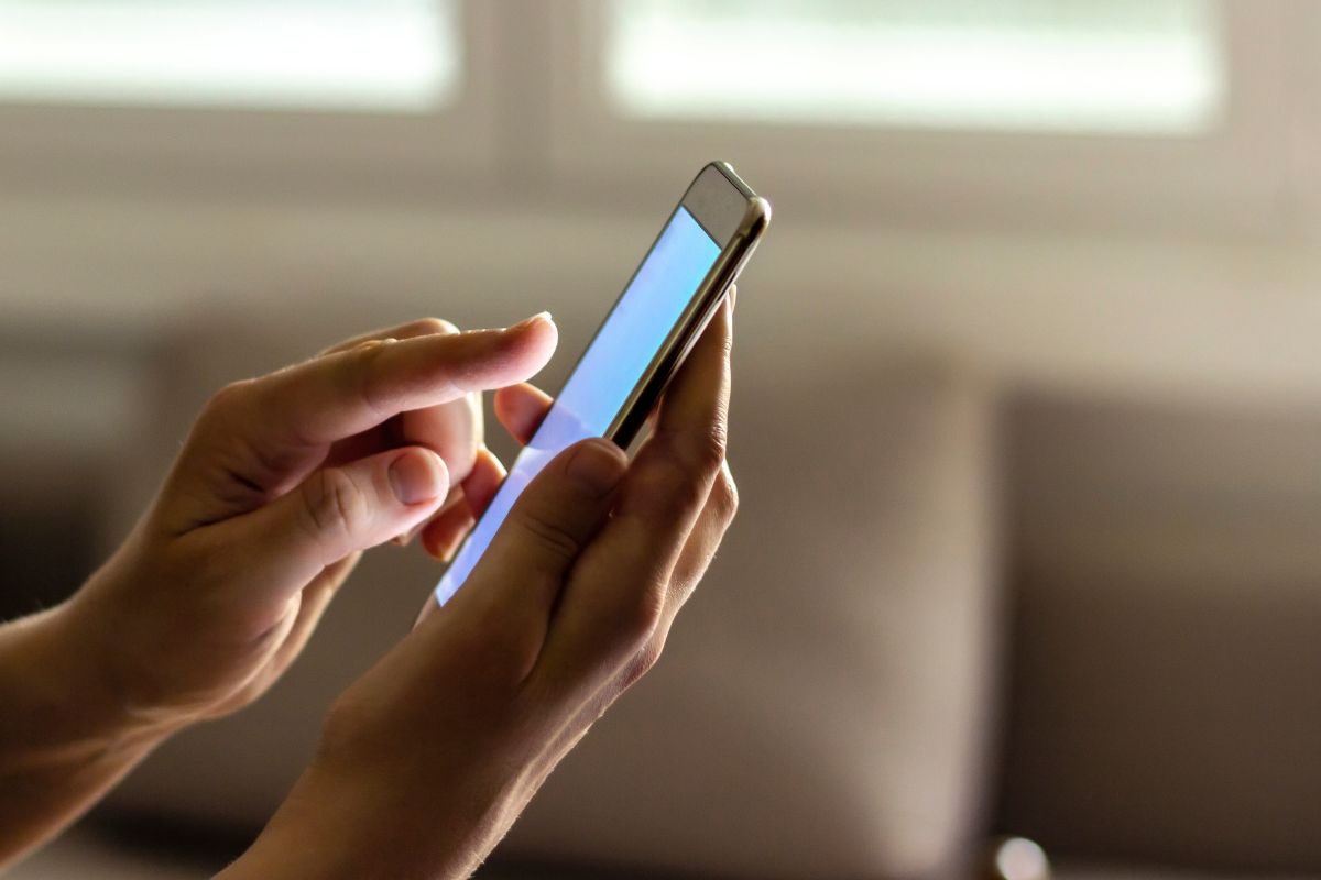 A picture of a phone.