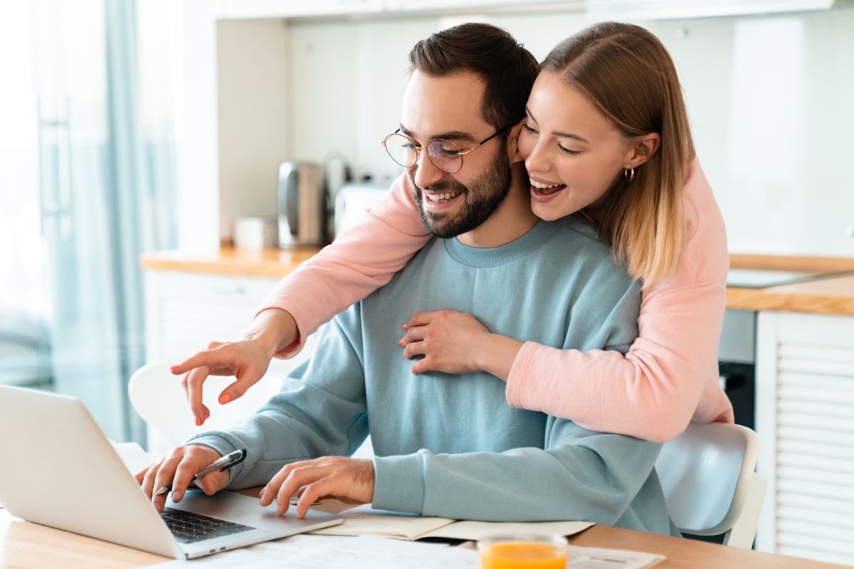 A picture of a happy couple.