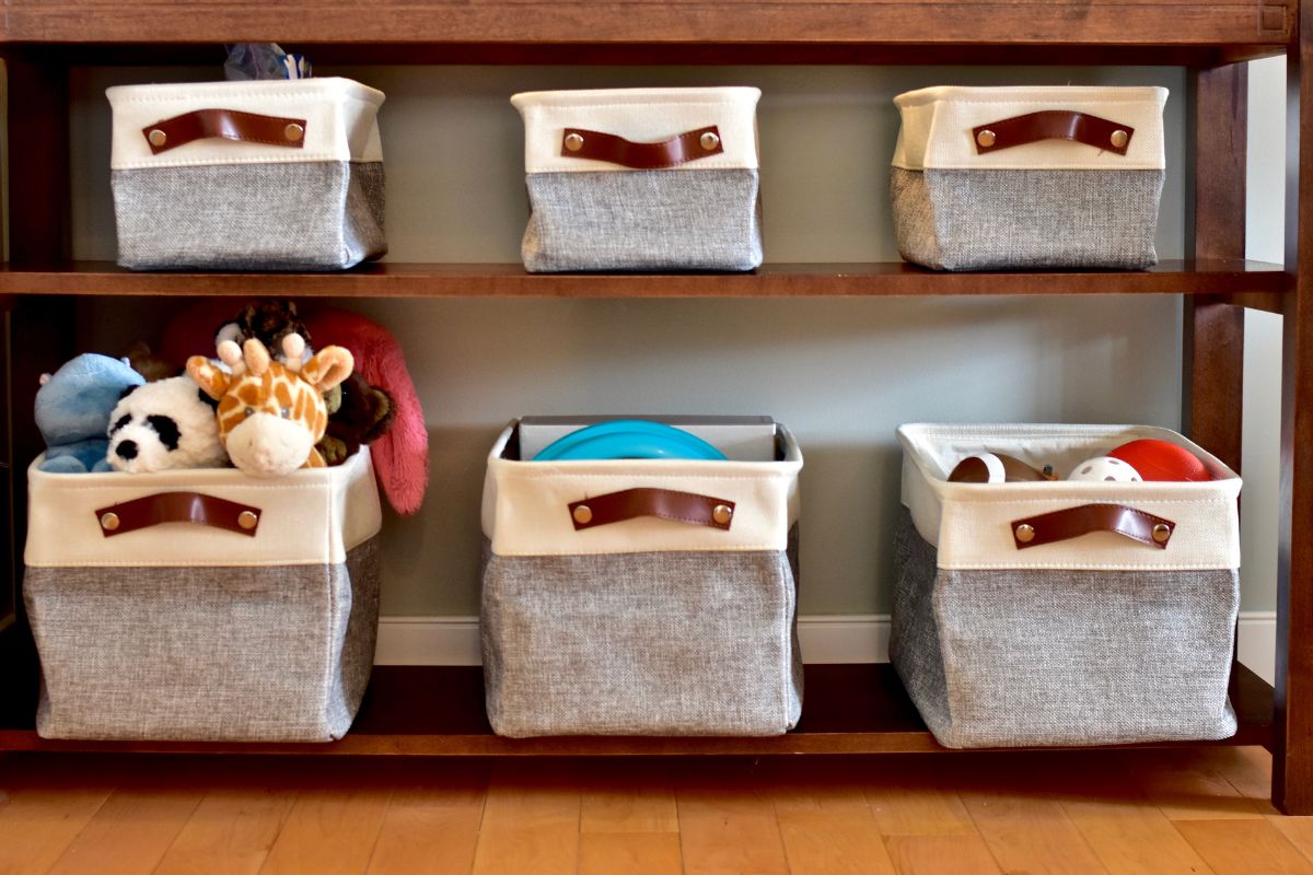 A picture of storage bins. 