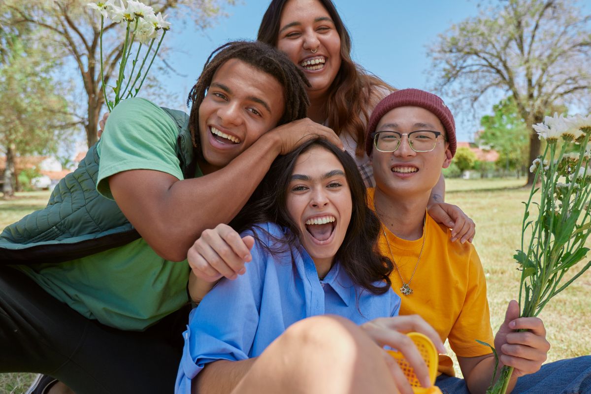 A picture of happy teens.