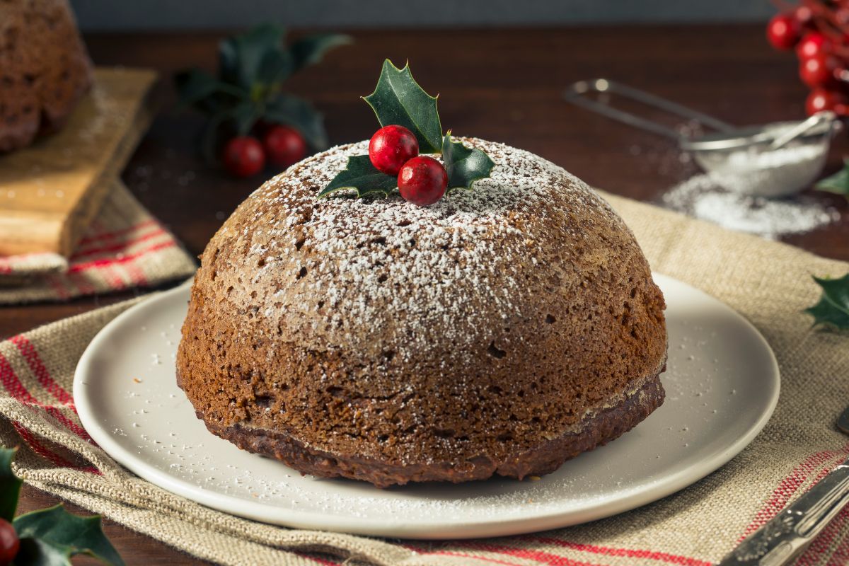 A picture of a cake. 