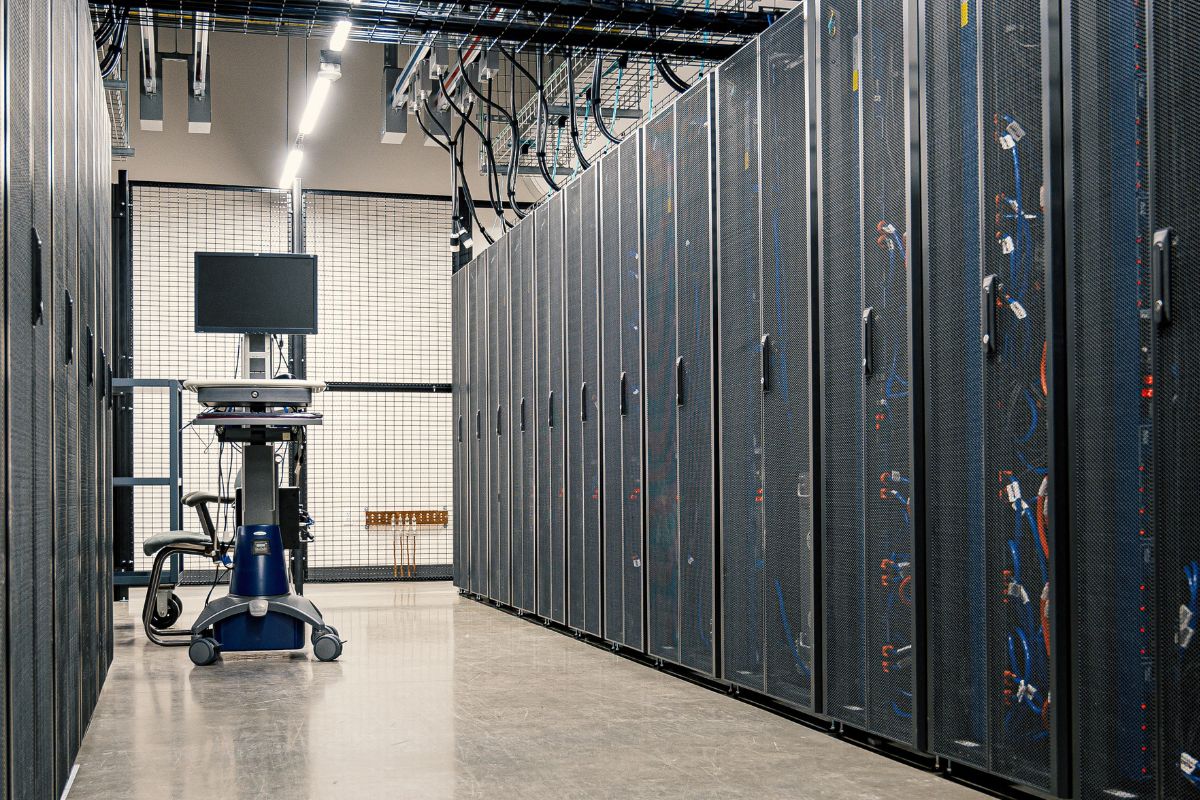A picture of a data center.