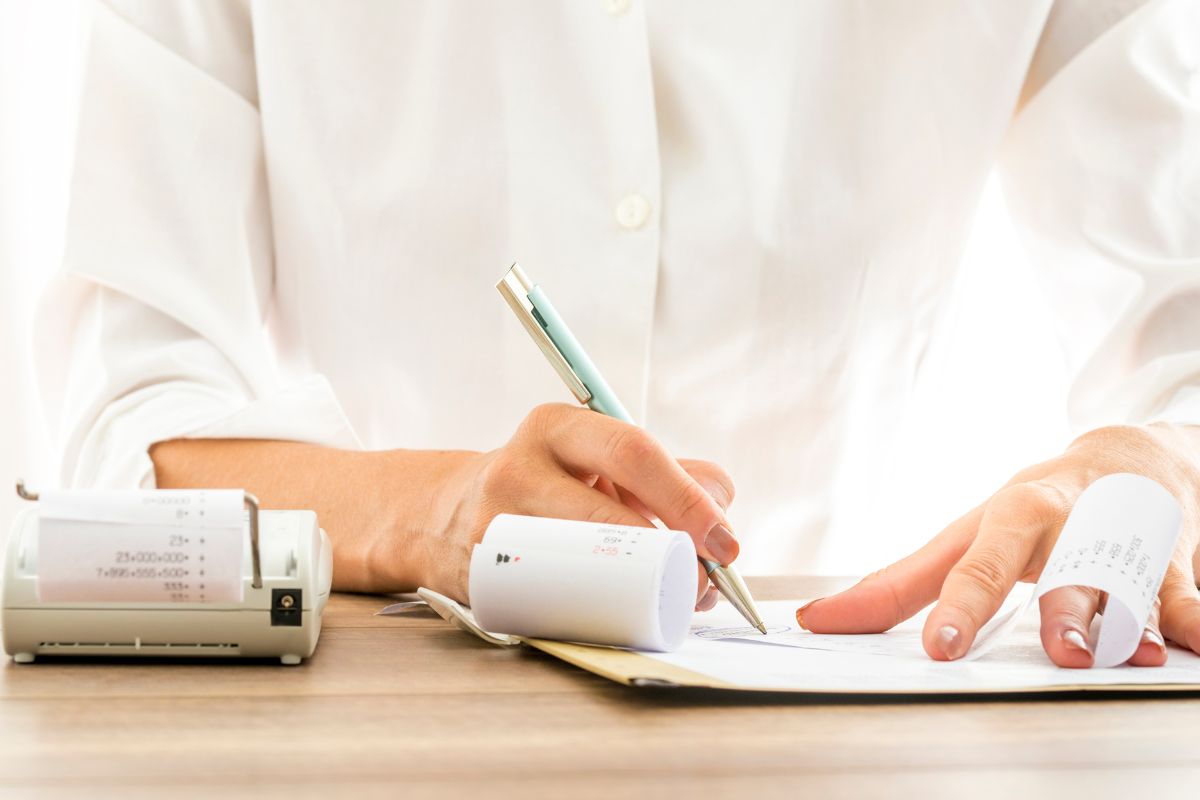 A picture of someone tracking their expenses.