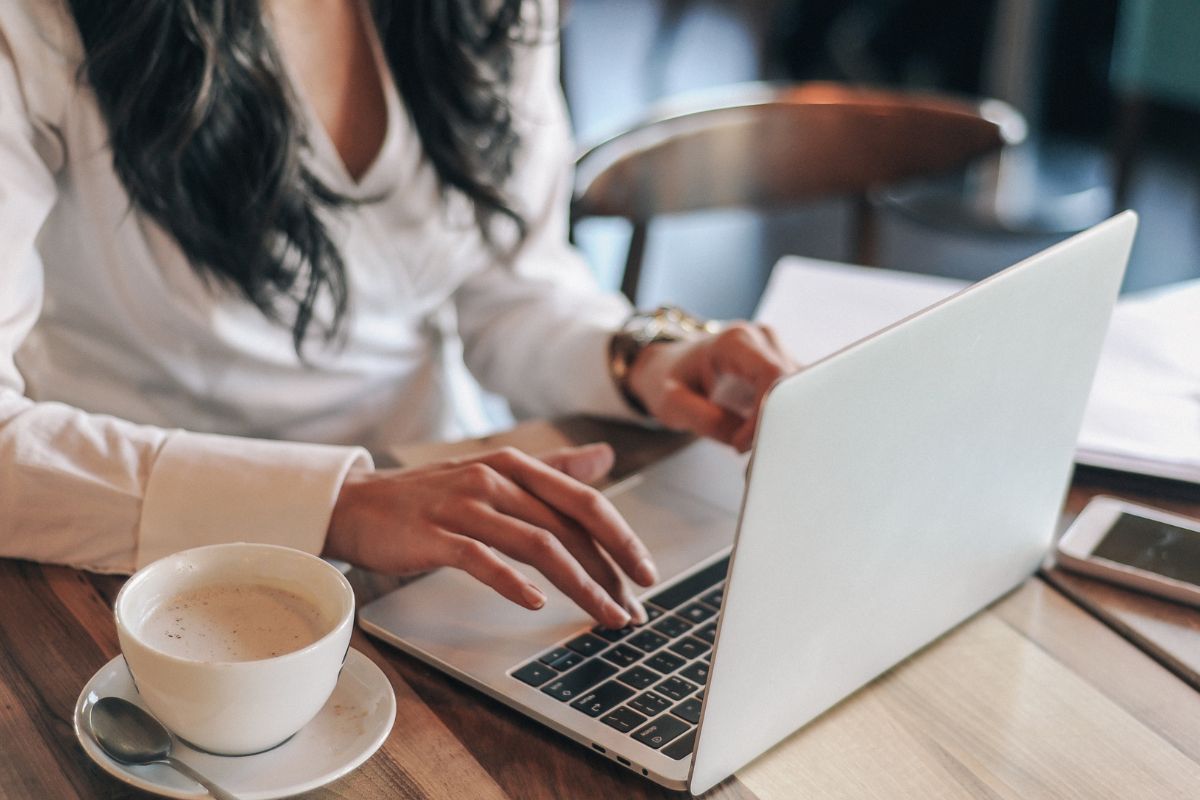 A picture of someone typing.