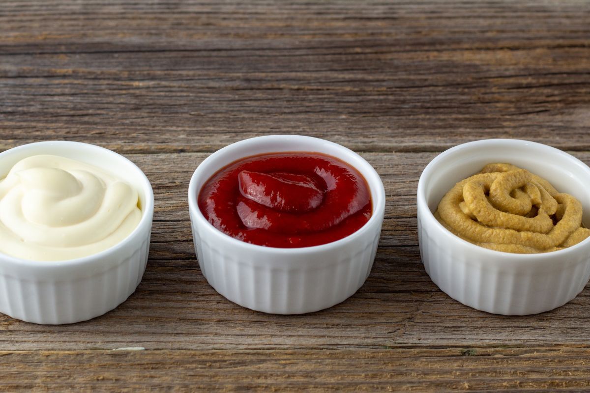 A picture of condiments.