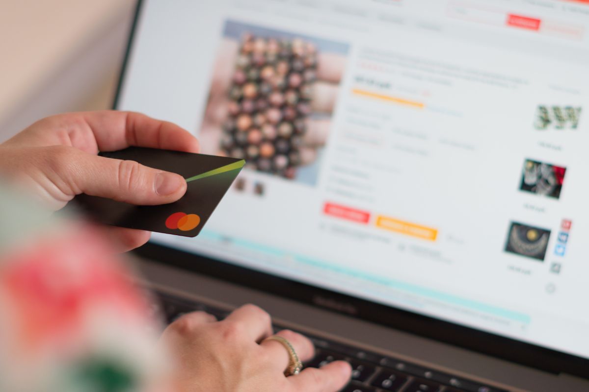 A picture of someone online shopping.