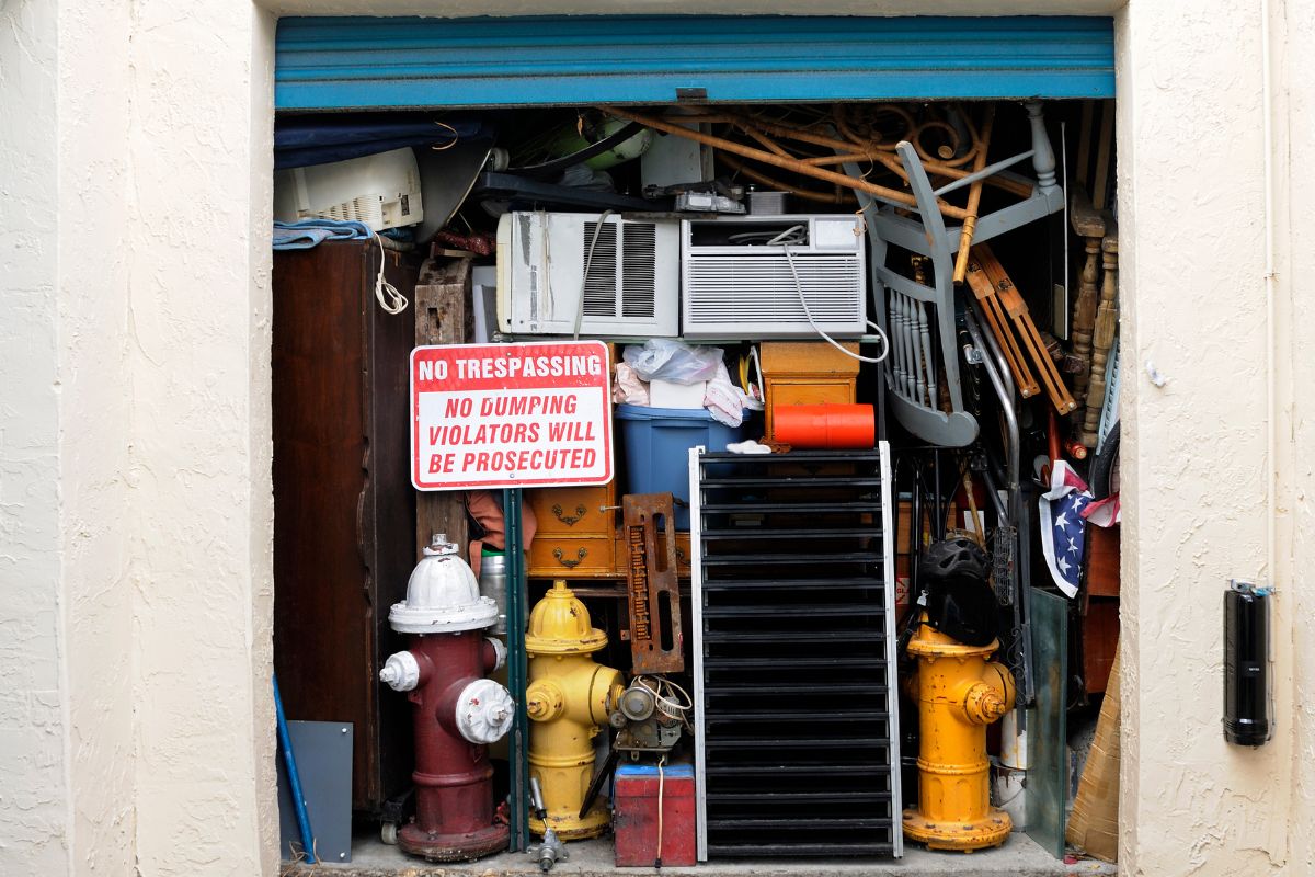 A picture of a full storage unit.