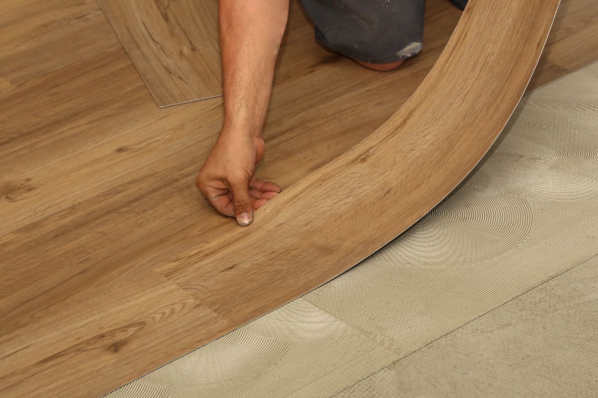 A picture of a vinyl flooring.