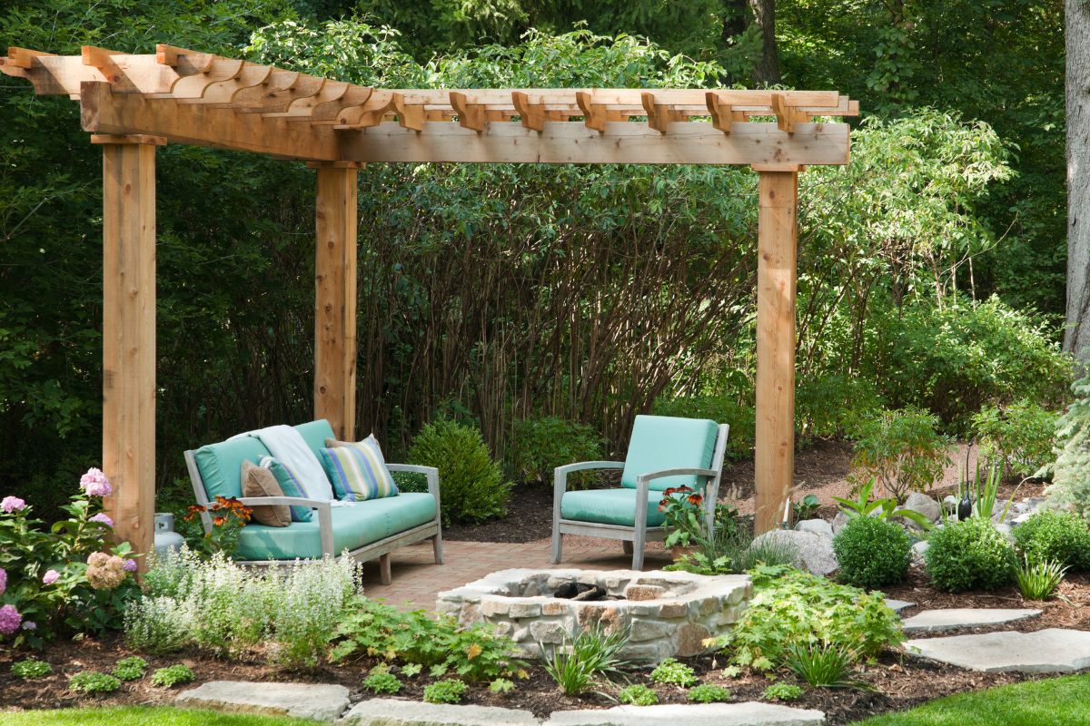 A picture of a seating area of an outdoor space.