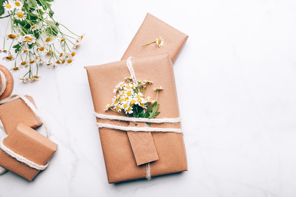 A picture of a paper gift wrap.