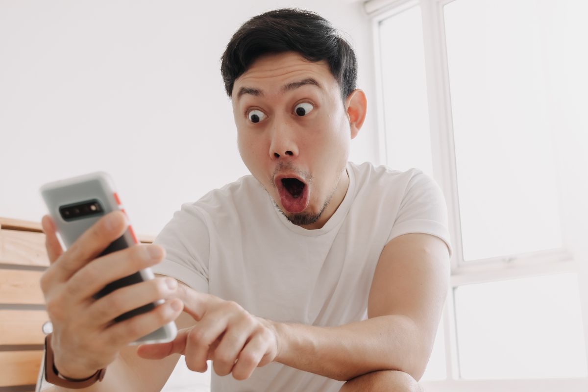 A picture of someone surprised.