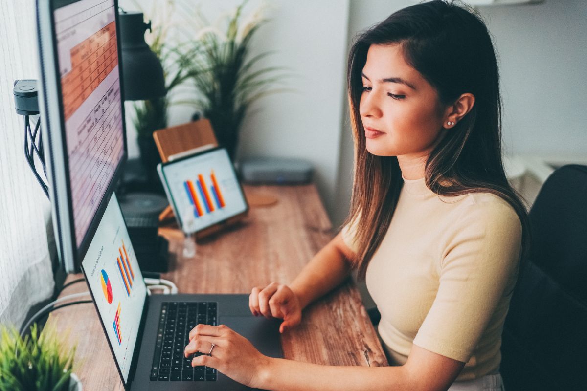 A picture of someone working.