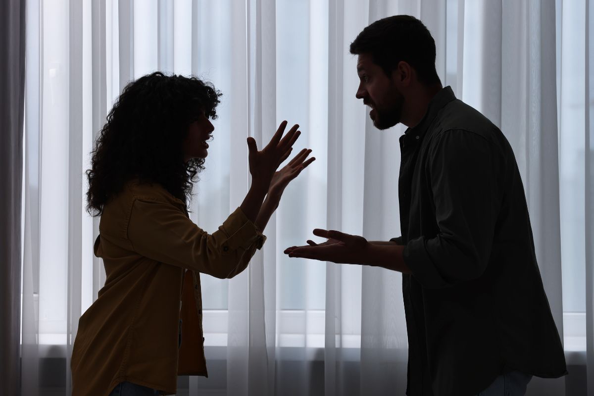 A picture of a couple arguing.