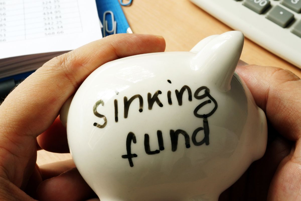 A picture shows saving for a sinking fund.