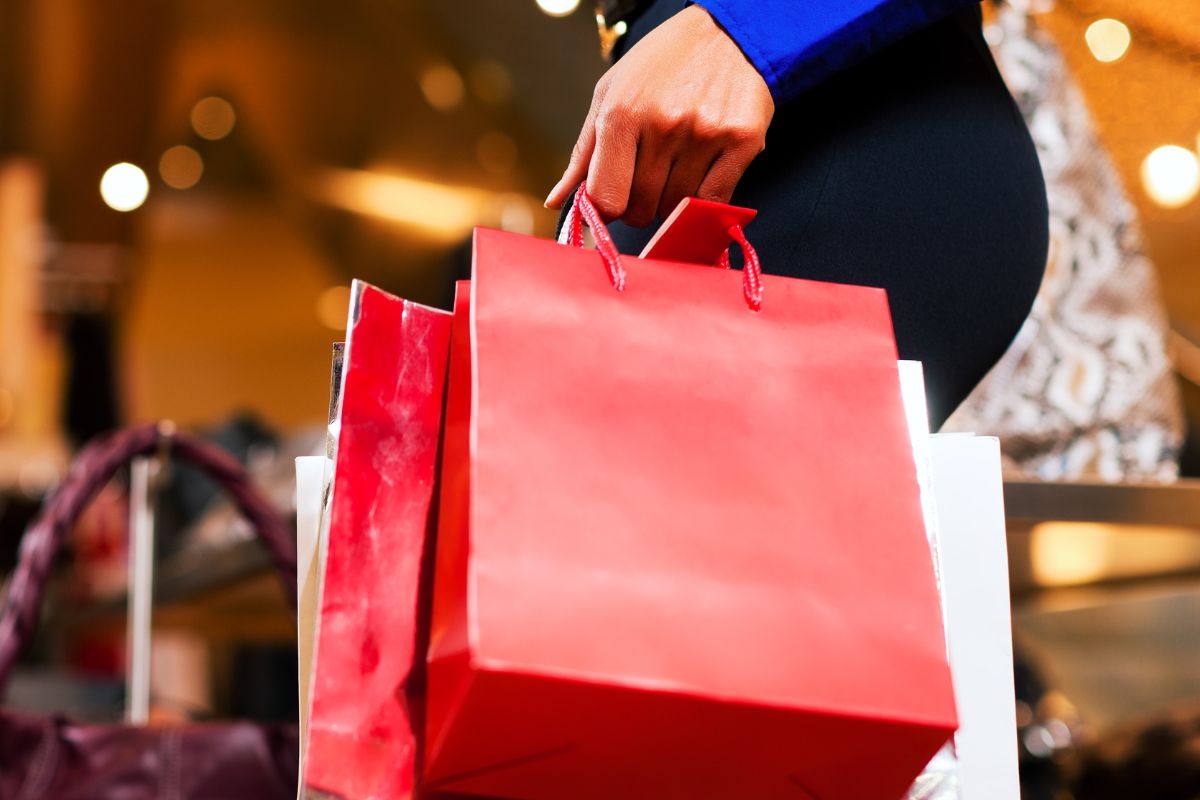 A picture shows a woman shopping.