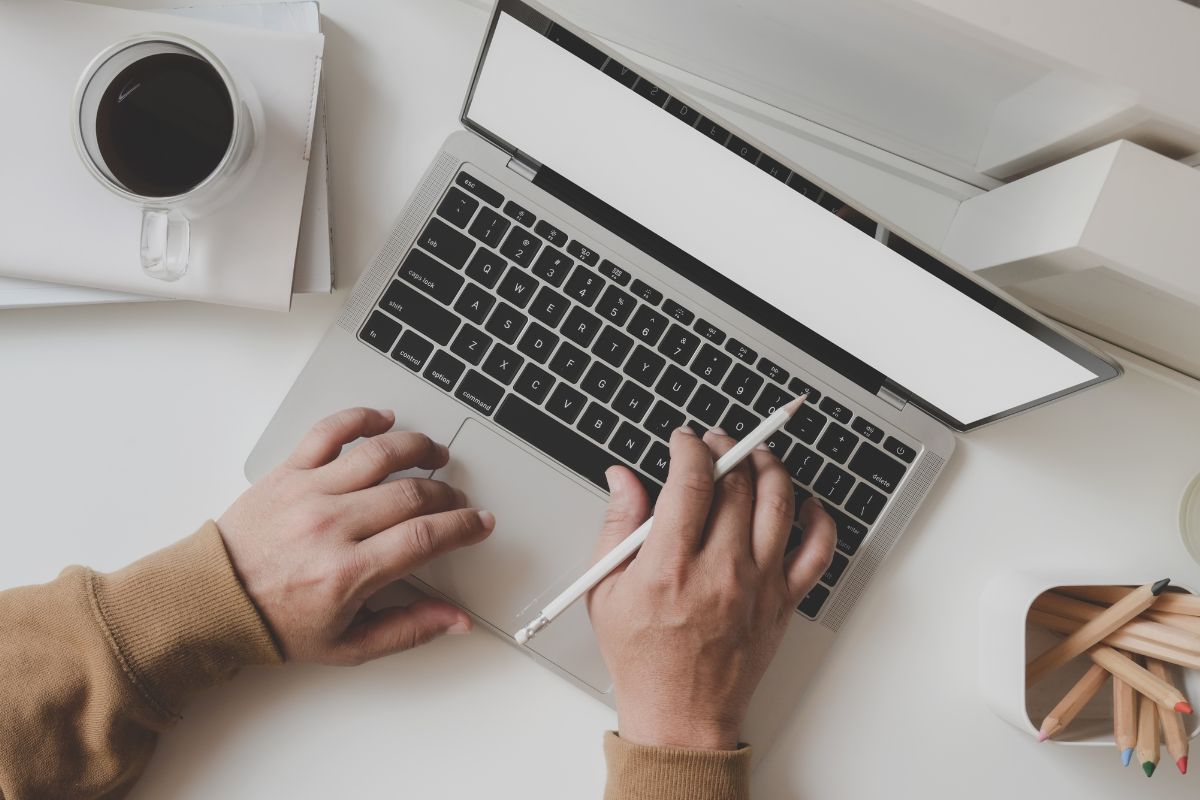 A picture of someone typing.