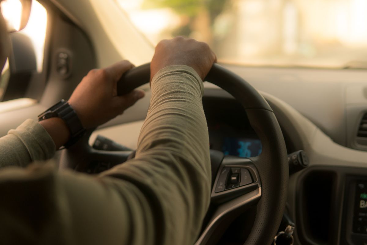 A picture of someone driving.