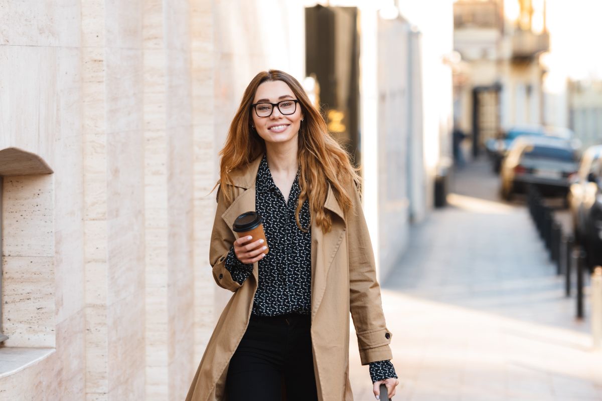 A picture of someone fashionable.