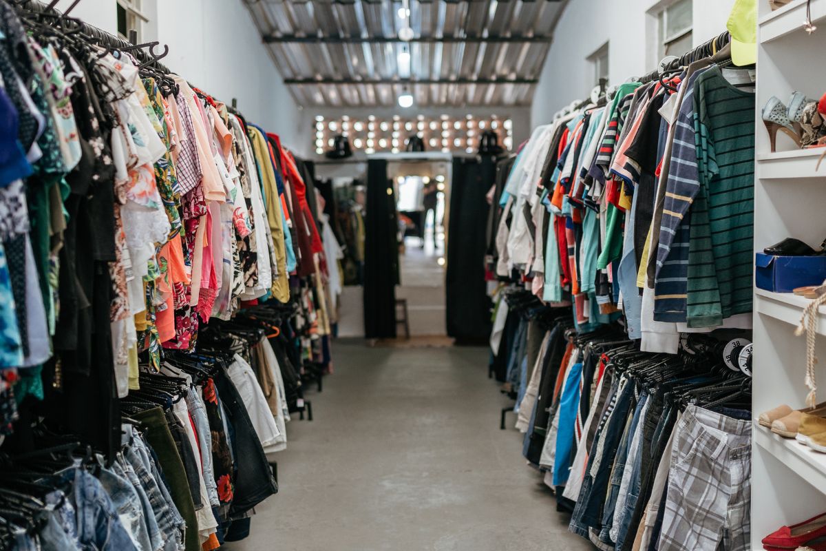 Une image d'un magasin de seconde main.