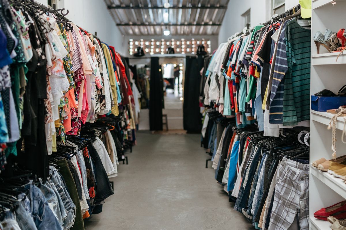 A picture of a thrift shop.