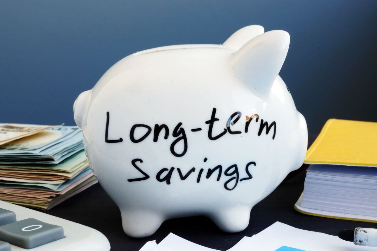 An image of long -term savings.
