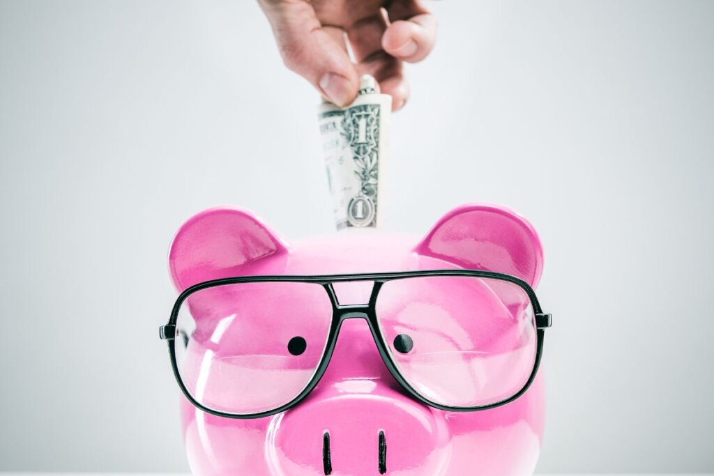 Featured image for MSN - Smart Money Choices in Saving On A Tight Budget.