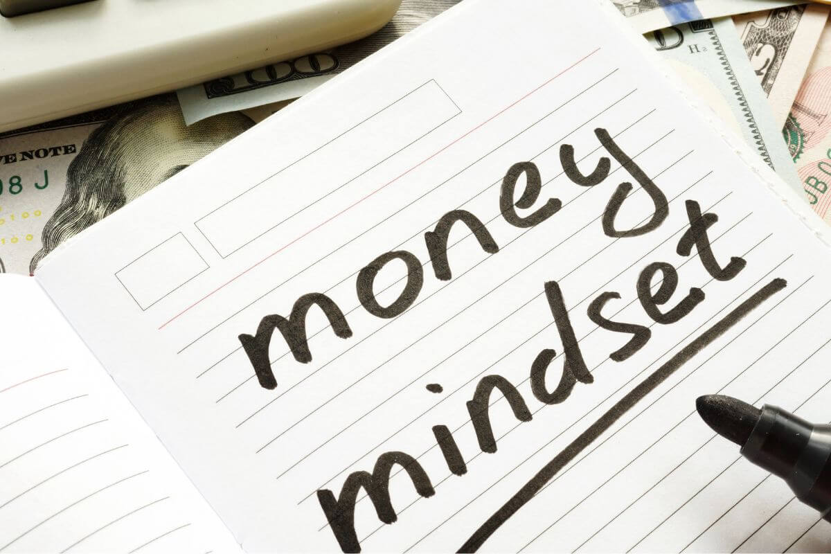 A picture of a money mindset note.