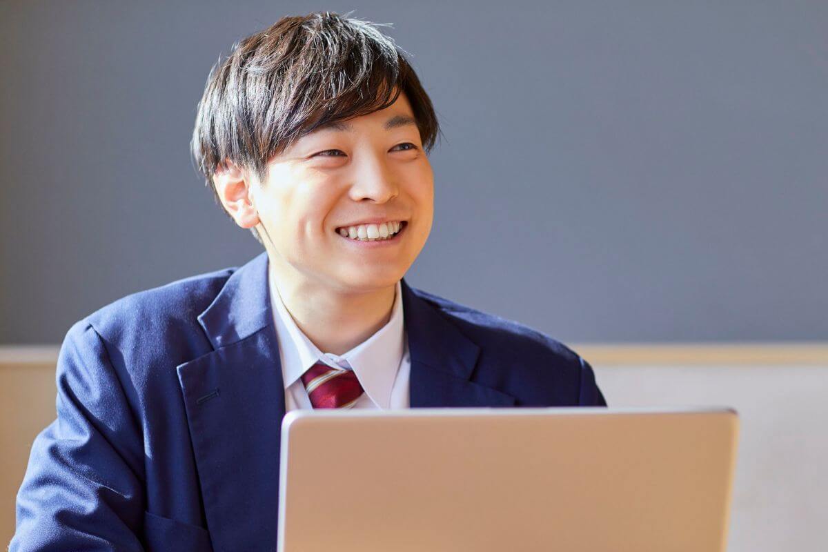 A picture of someone smiling. 