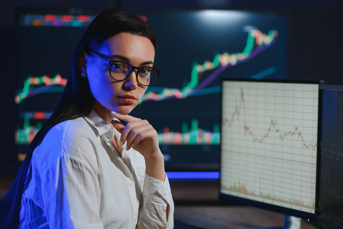 A picture of a smart investor.