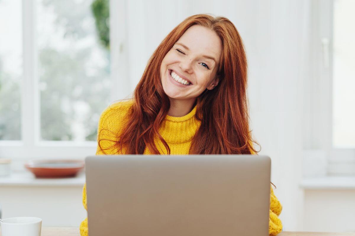A picture of a woman smiling.