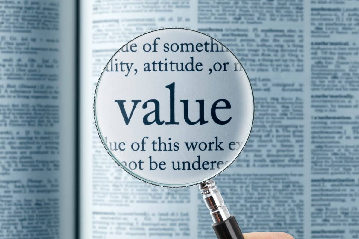 A picture of the word "value".