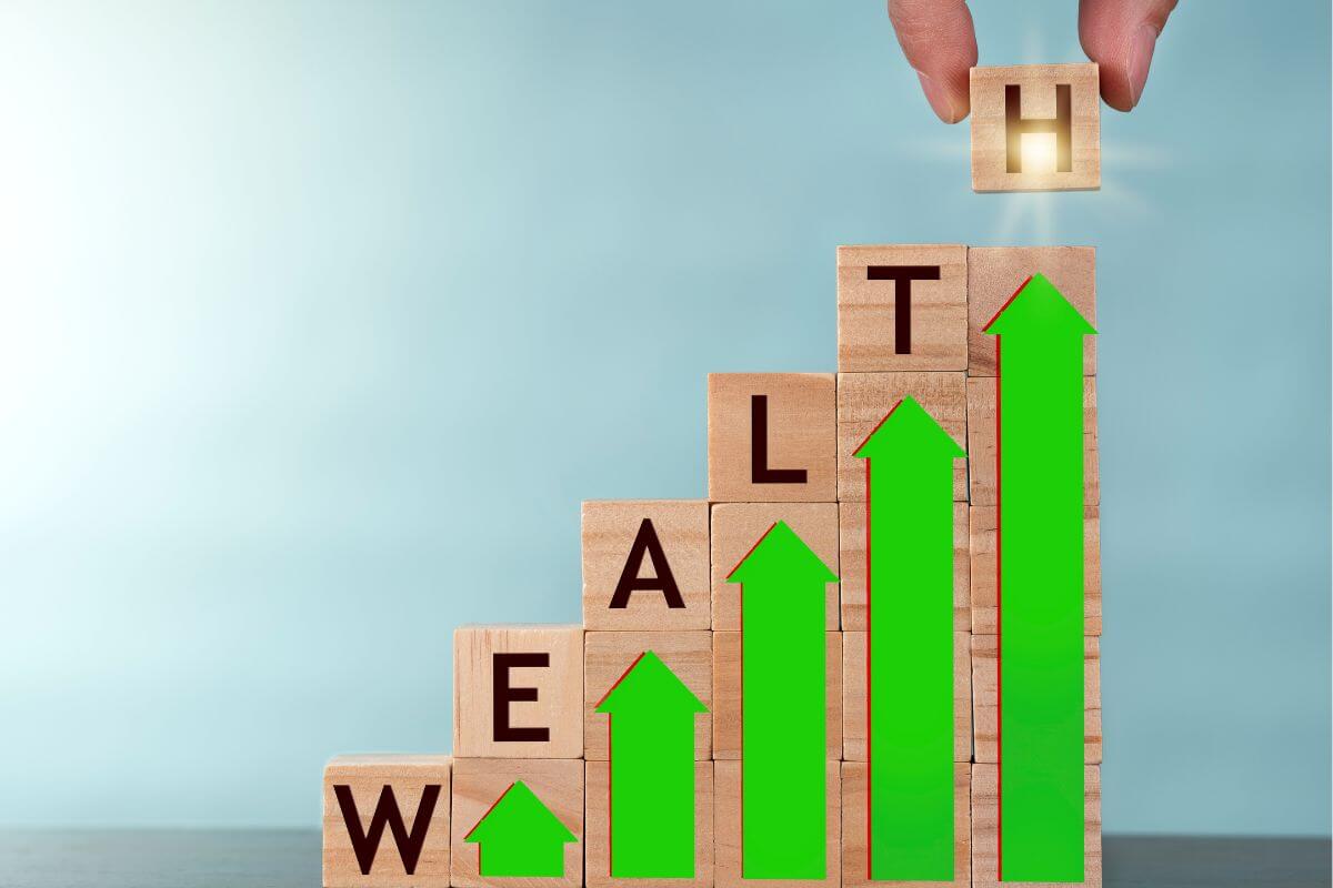 A picture shows a wealth-building concept.